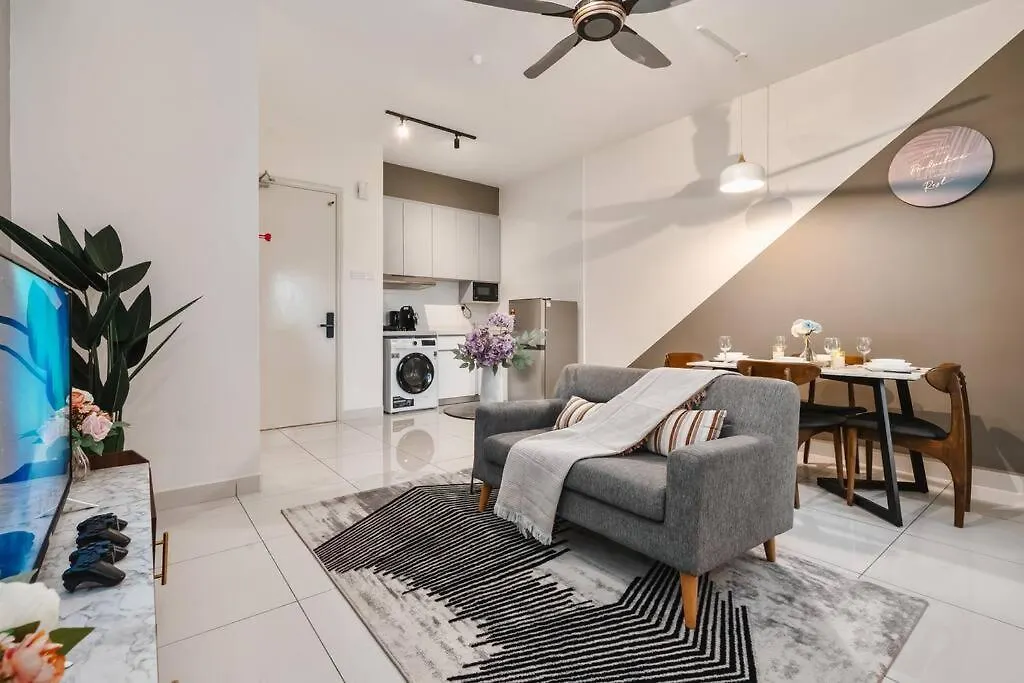 Arte Mont Kiara-Klcc View-Netflix-Gameconsole-3Pax Apartment Kuala Lumpur 0*,  Malaysia
