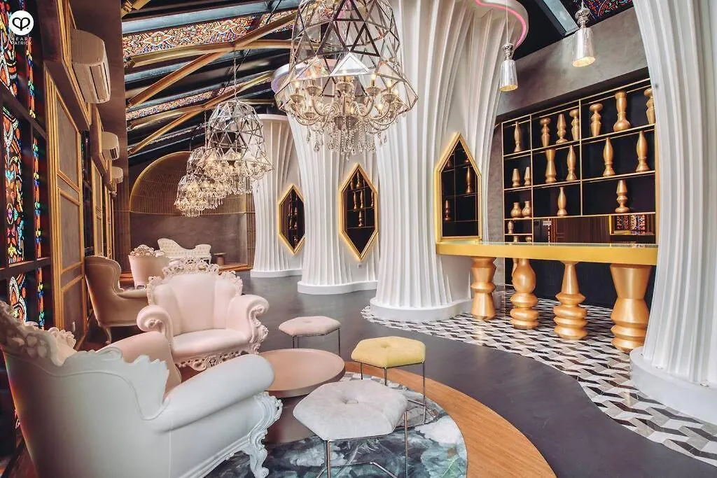 Arte Mont Kiara-Klcc View-Netflix-Gameconsole-3Pax Apartment Kuala Lumpur Malaysia