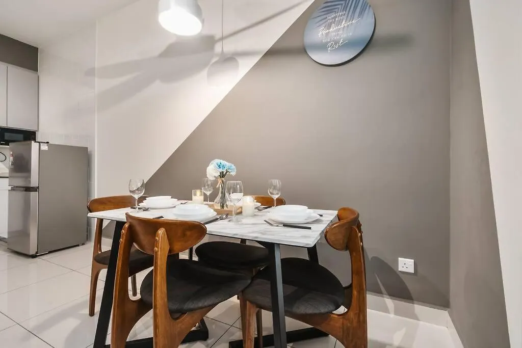 Arte Mont Kiara-Klcc View-Netflix-Gameconsole-3Pax Apartment Kuala Lumpur 0*,